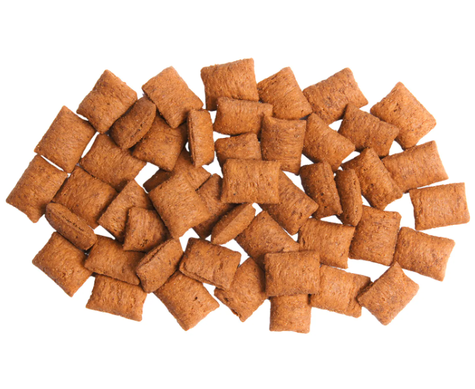 Лакомство для кошек Мнямс Здоровье и красота Хрустящие подушечки с лососем 60г