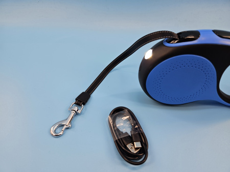 Рулетка-поводок со светодиодной подсветкой для собак «Чистый котик», 5 м/50 кг