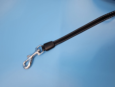 Рулетка-поводок со светодиодной подсветкой для собак &laquo;Чистый котик&raquo;, 5 м/30 кг